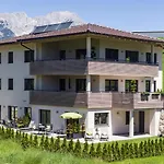 Deluxe Am Wilden Kaiser Apartman