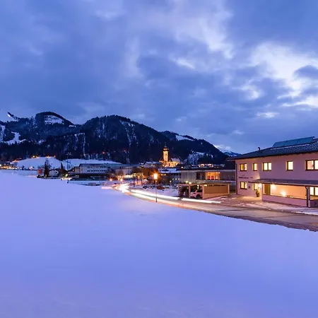 Deluxe Am Wilden Kaiser Lägenhet *